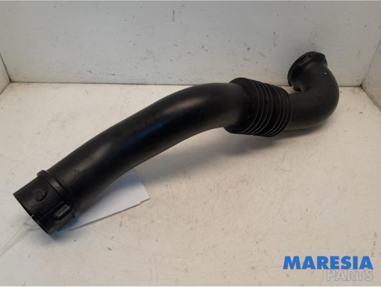 Renault - Trafic - Intercooler Buis