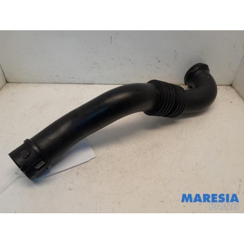 Renault - Trafic - Intercooler tube