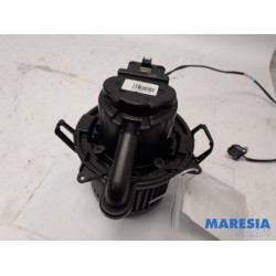 Renault - Captur - Heating and ventilation fan motor