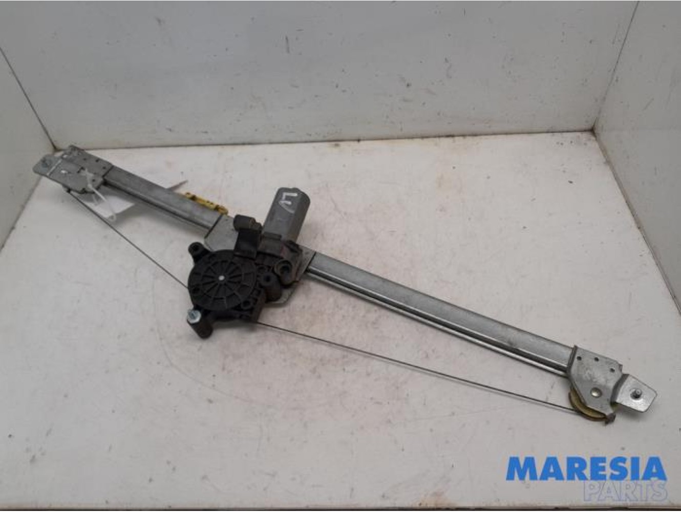 Renault - Trafic - Window mechanism 2-door, front left