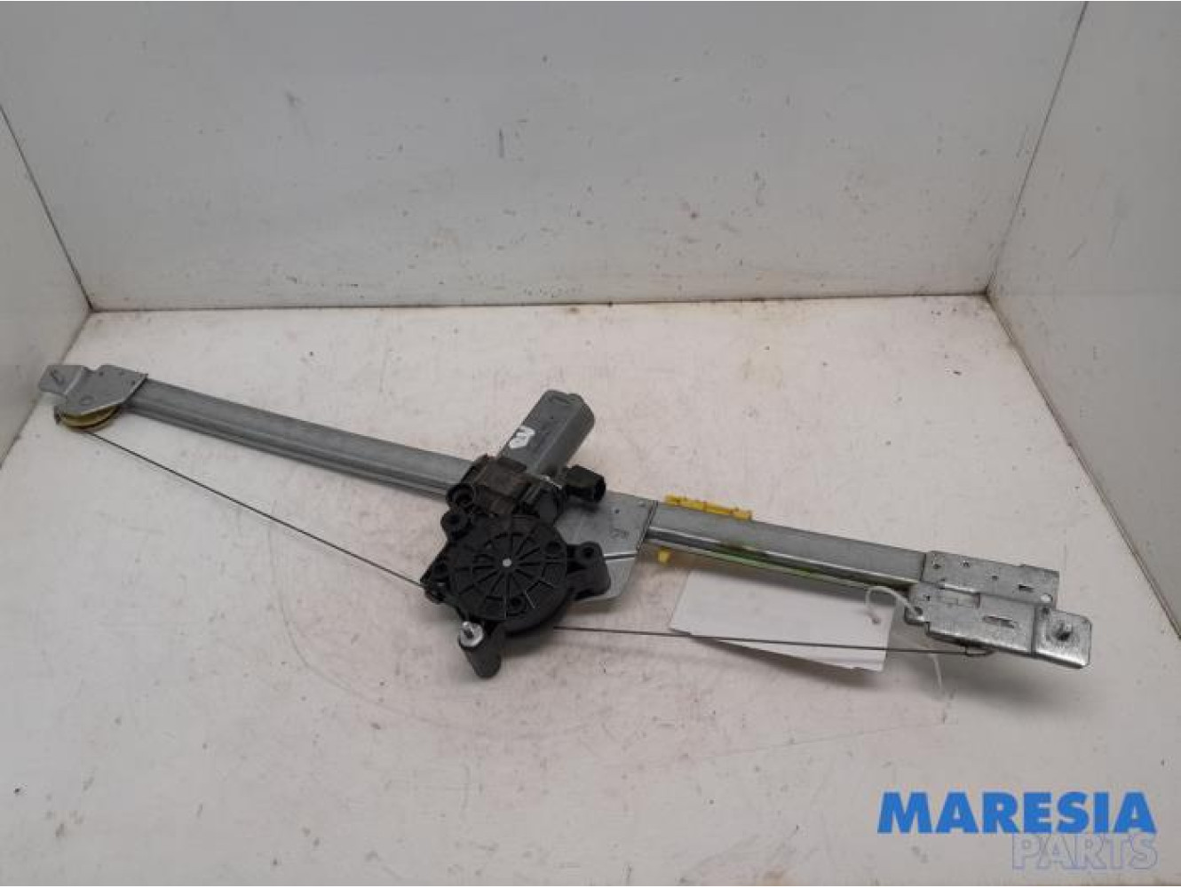 Renault - Trafic - Window mechanism 2-door, front right