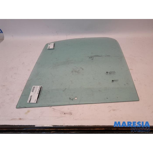 Renault - Trafic - Door window 2-door, left