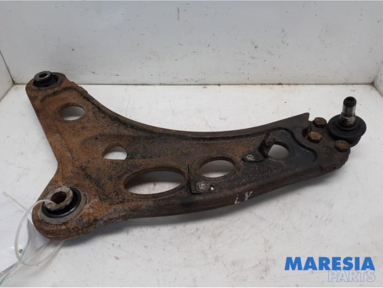 Renault - Trafic - Querlenker links vorne