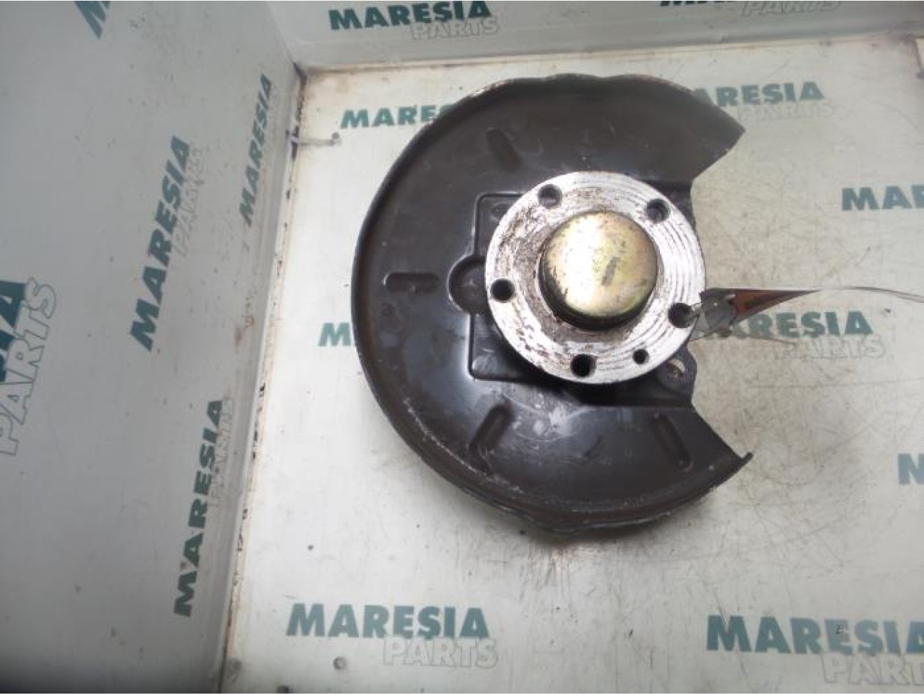 Alfa Romeo - 147 - Fusee links-achter