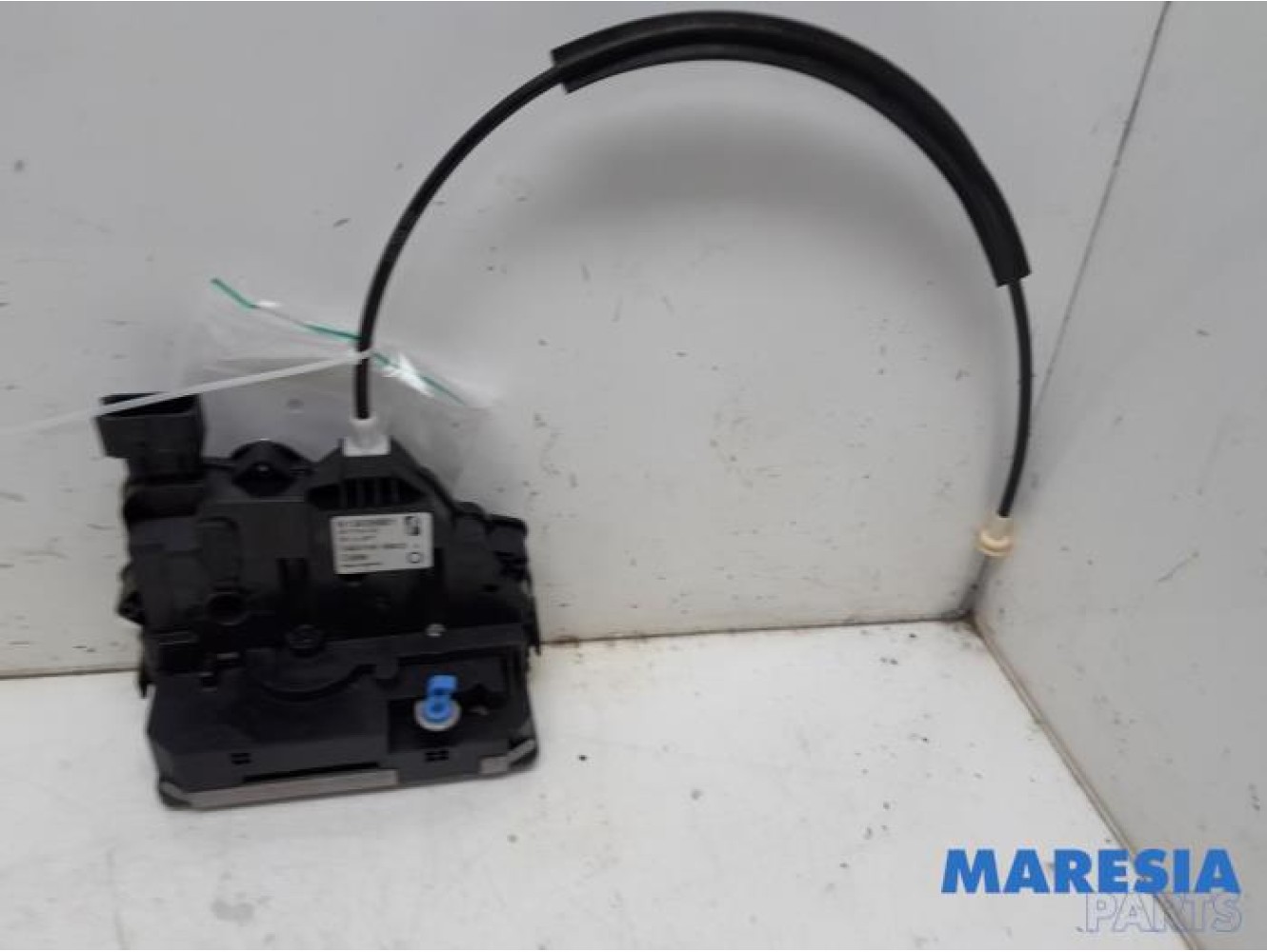 Fiat - Punto - Front door lock mechanism 4-door, right