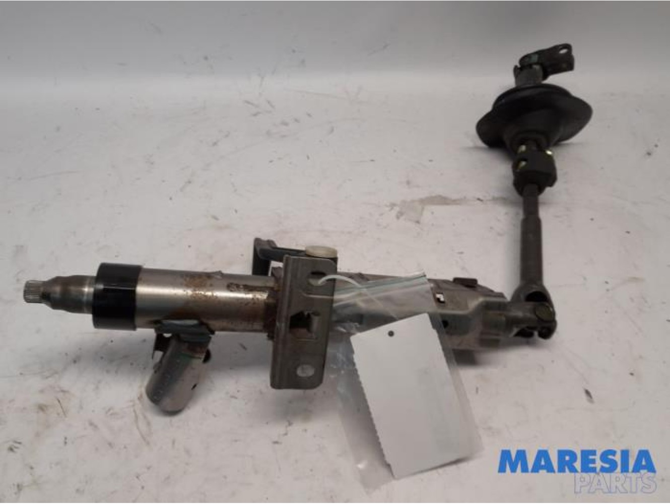 Renault - Trafic - Steering column housing