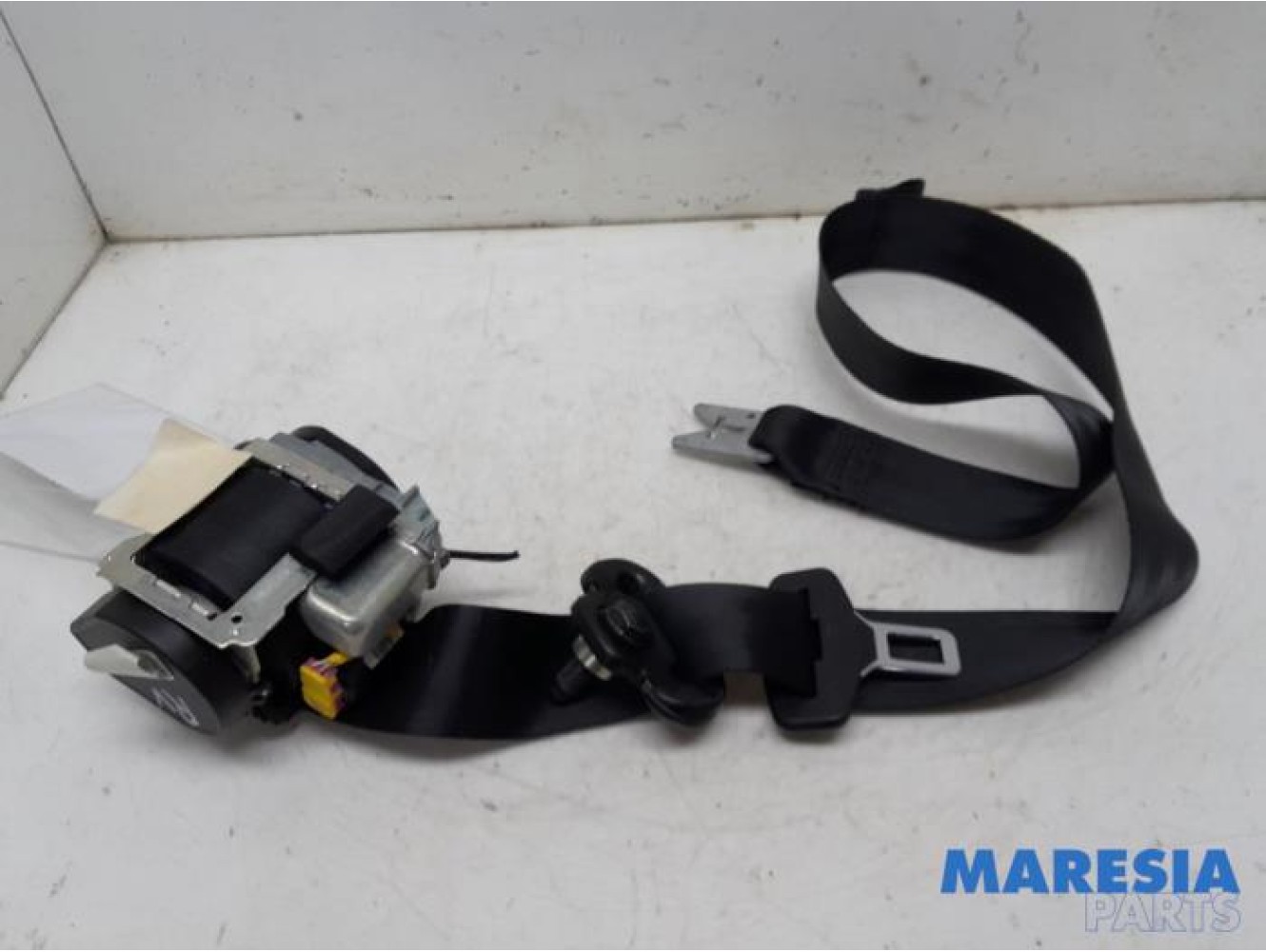 Fiat - Punto - Front seatbelt, right
