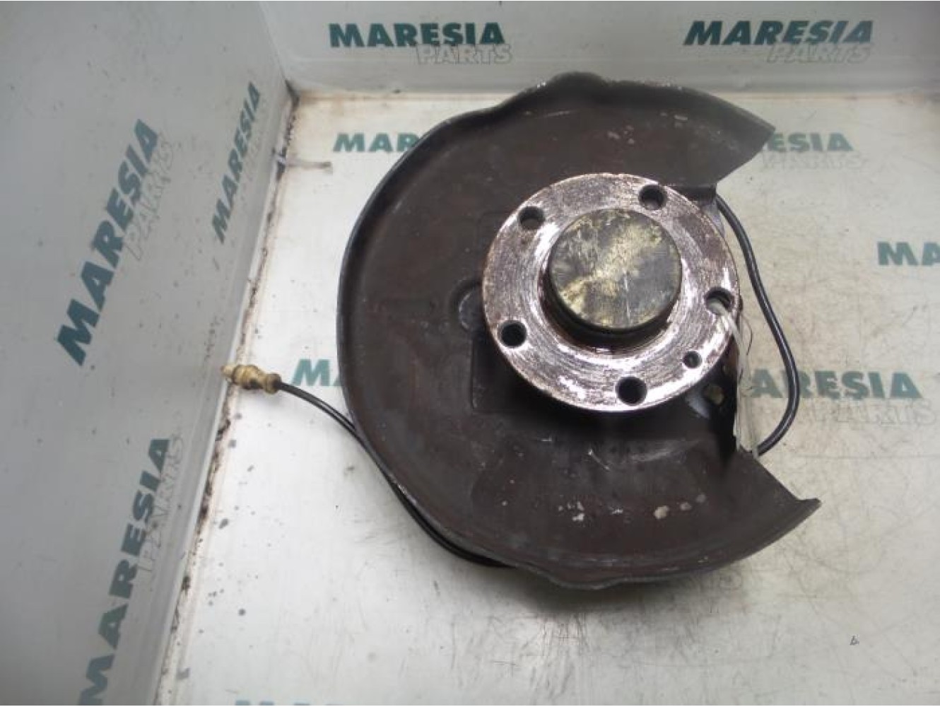 Alfa Romeo - 147 - Fusee links-achter