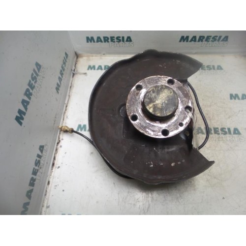 Alfa Romeo - 147 - Achsschenkel links hinten