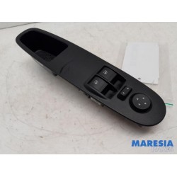 Fiat - Punto - Multi-functional window switch