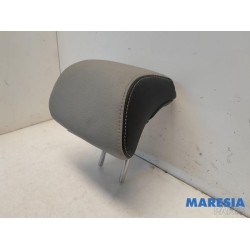 Peugeot - 208 - Headrest