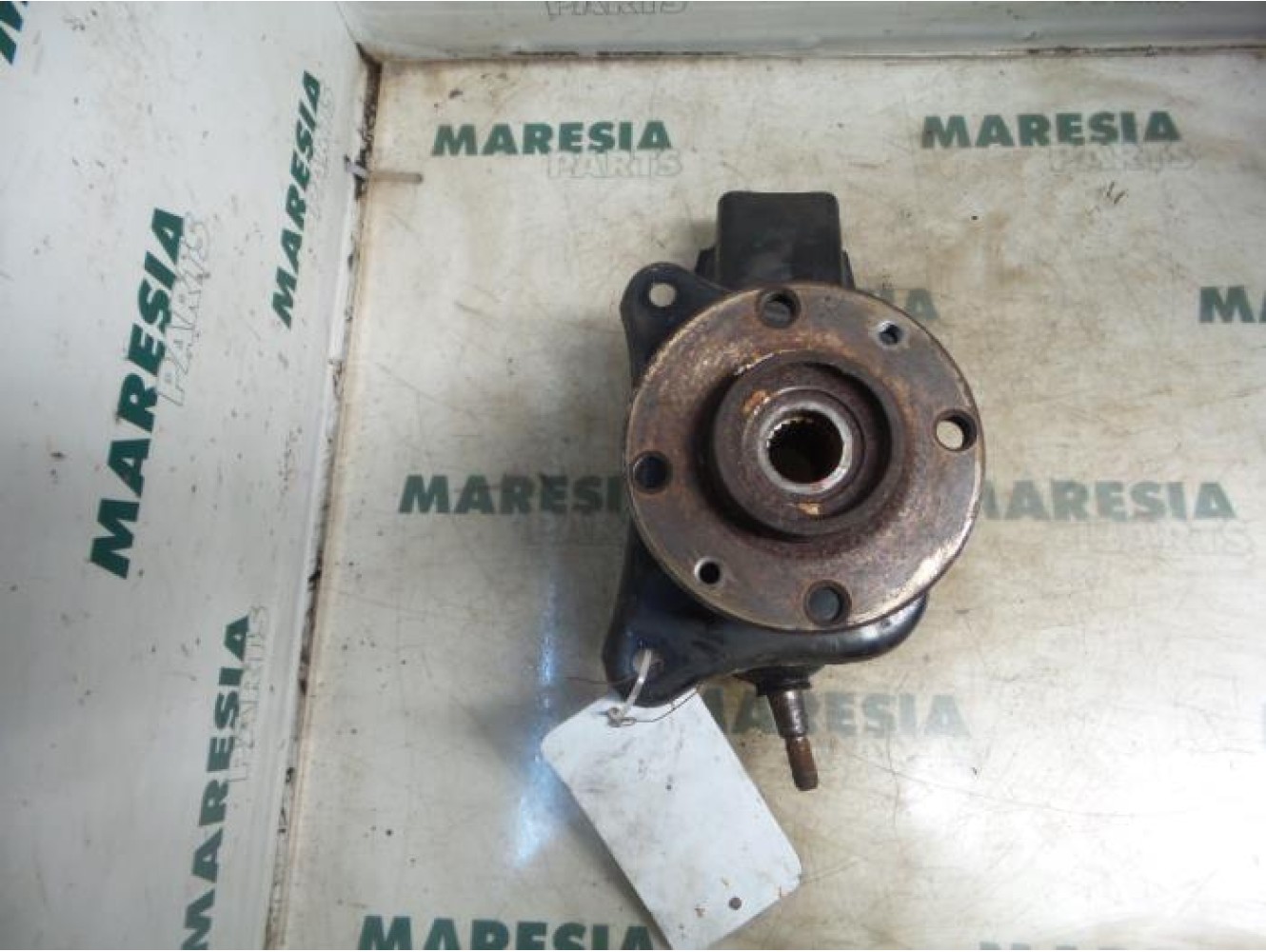 Fiat - Panda - Knuckle, front left