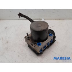 Renault - Trafic - ABS pump