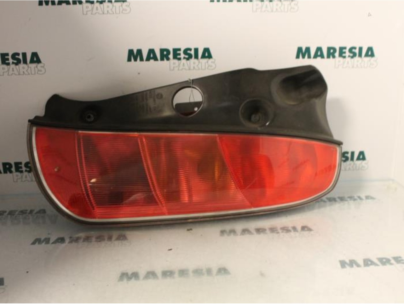 Lancia - Y(Psilon) - Taillight, right
