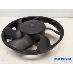 Renault - Trafic - Fan motor