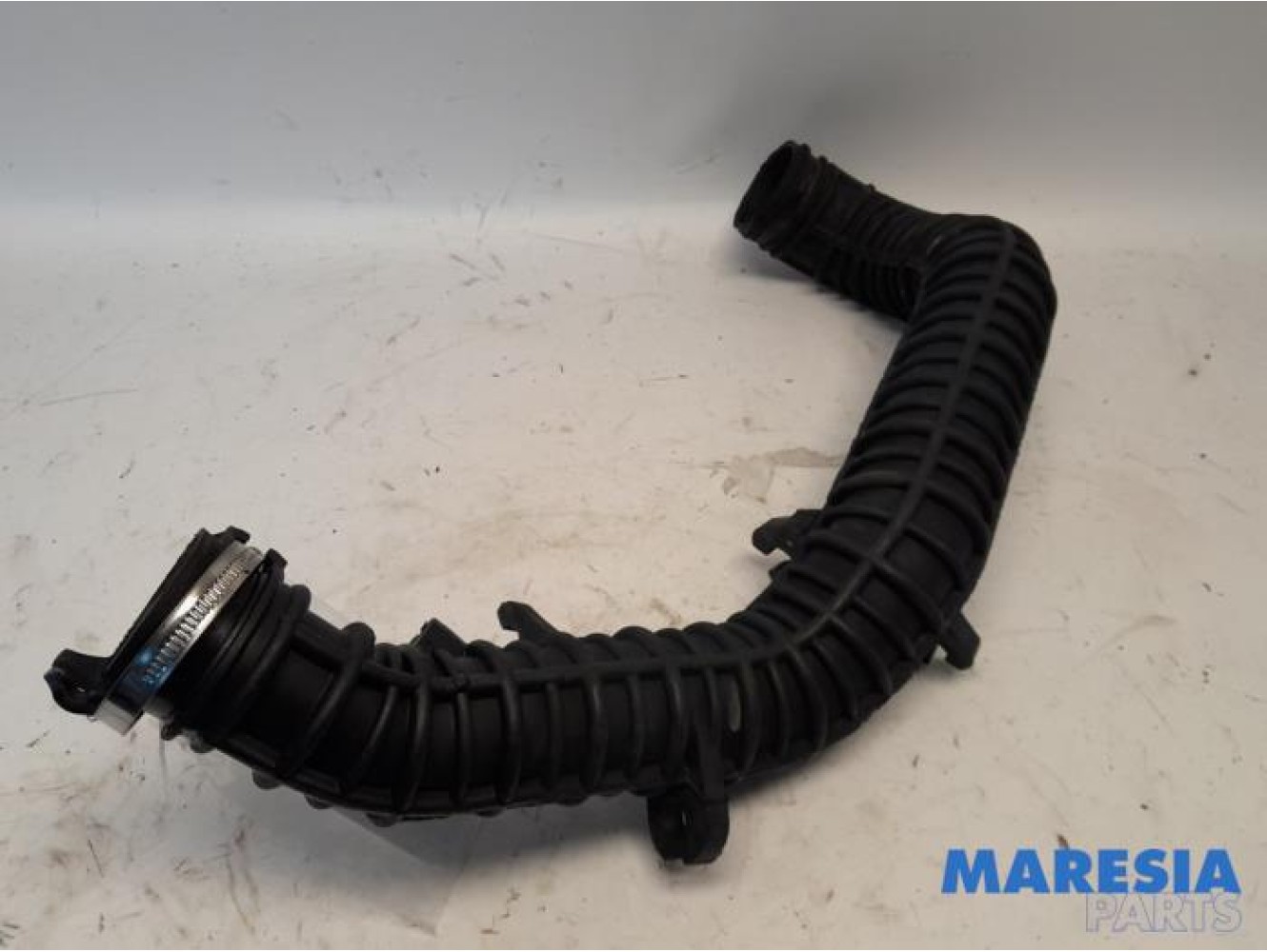 Renault - Trafic - Turbo hose