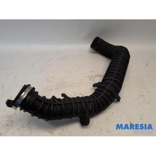 Renault - Trafic - Turbo hose