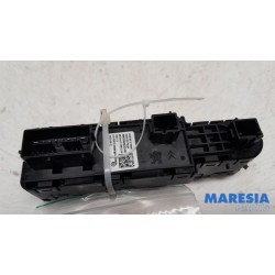 Citroen - C5 Aircross - Multi-functional window switch