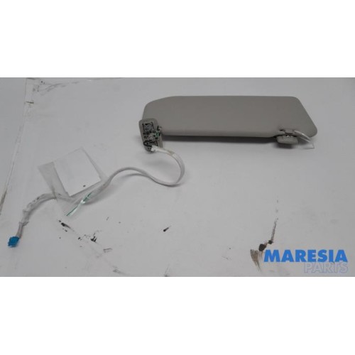 Citroen - C5 Aircross - Sun visor