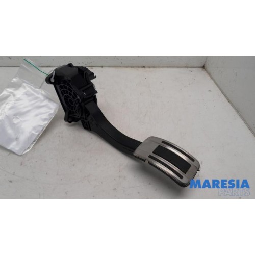 Citroen - C5 Aircross - Accelerator pedal