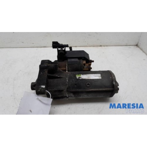 Renault - Trafic - Starter