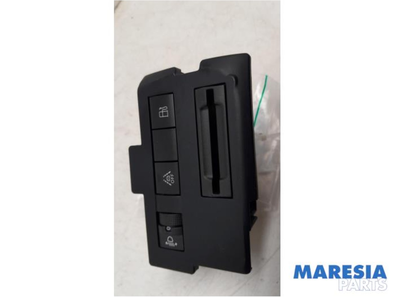 Citroen - C5 Aircross - AIH headlight switch
