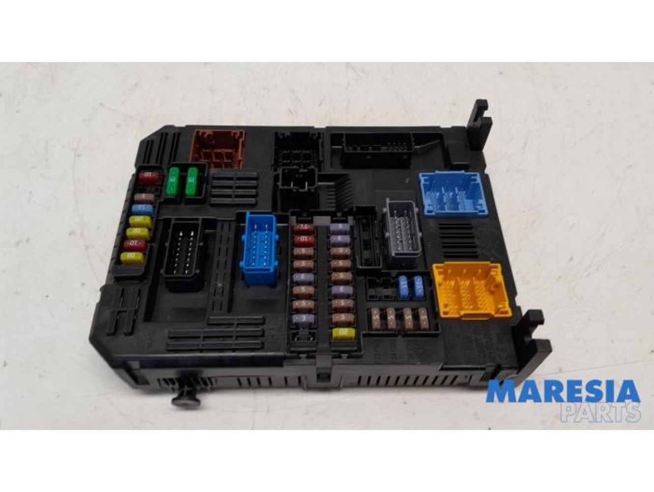 Citroen - C5 Aircross - Fuse box