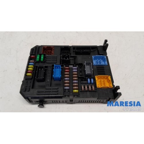 Citroen - C5 Aircross - Fuse box