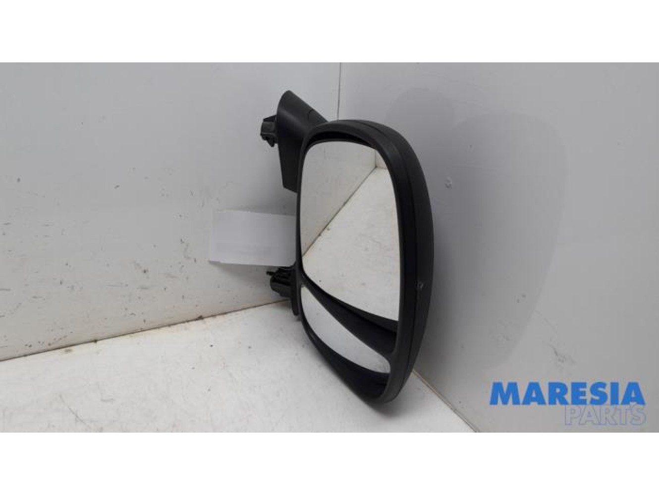 Renault - Trafic - Wing mirror, right