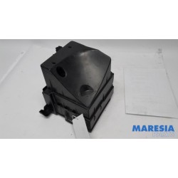 Renault - Trafic - Fuse box