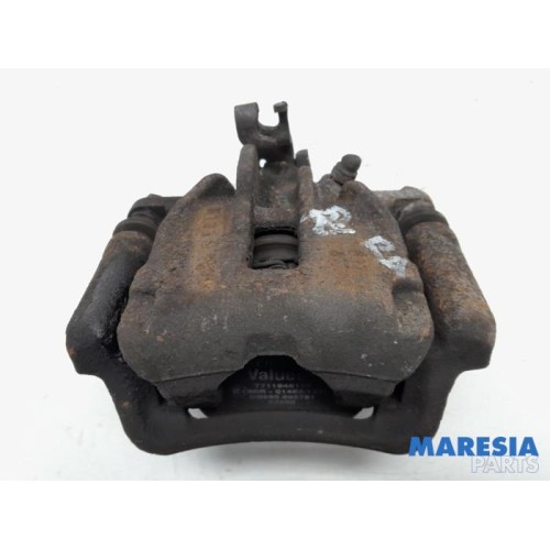 Renault - Trafic - Rear brake calliper, right
