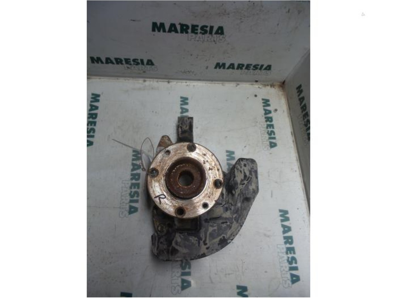 Fiat - Strada - Knuckle, front left