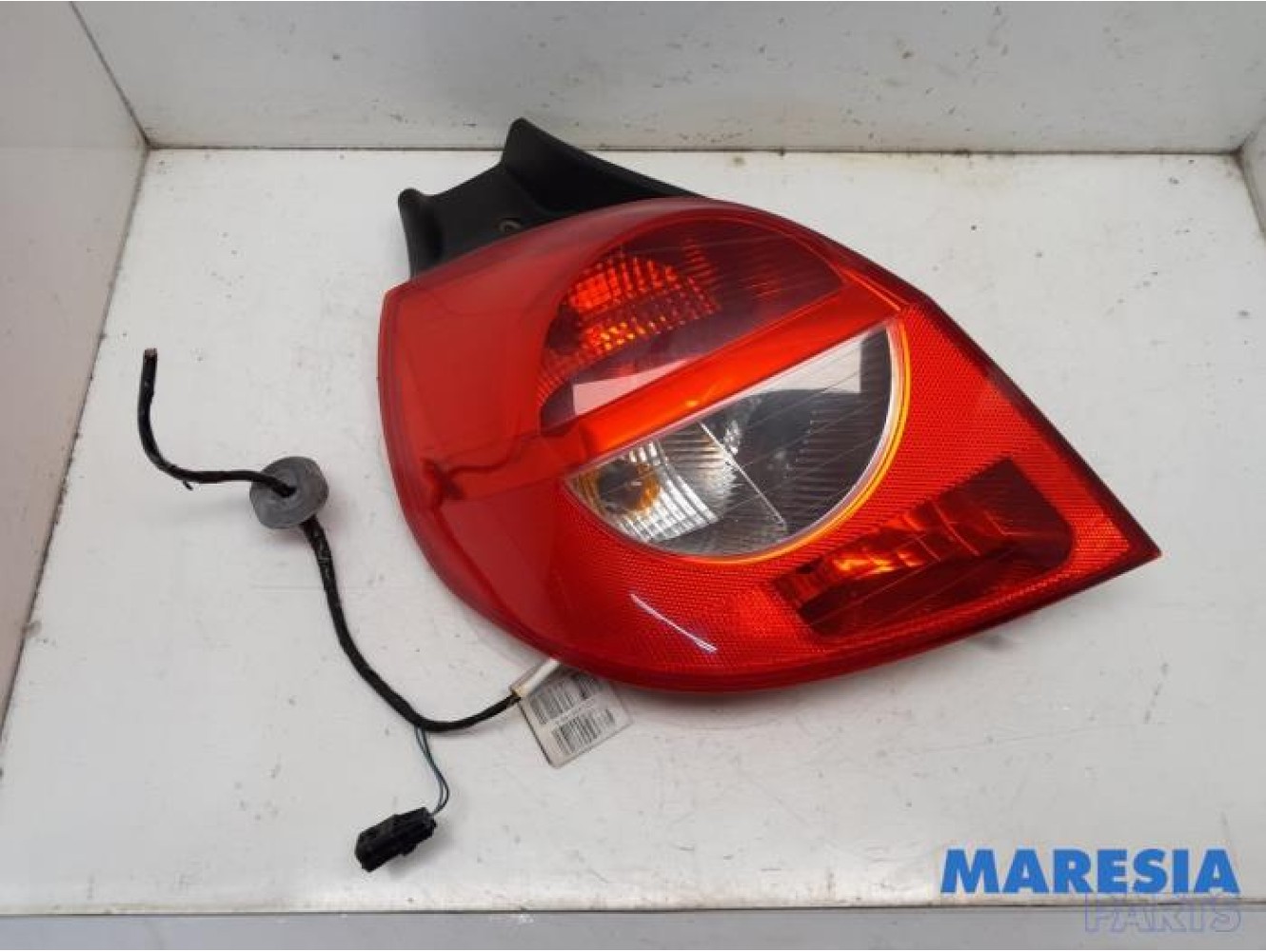Renault - Clio - Achterlicht links