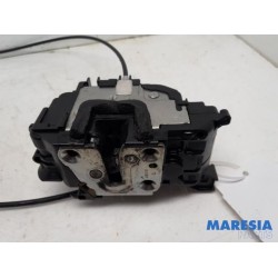 Renault - Clio - Door lock mechanism 2-door, left