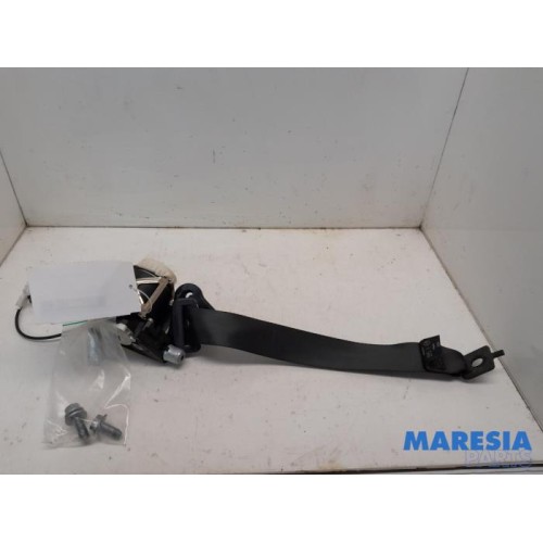Renault - Clio - Rear seatbelt, right
