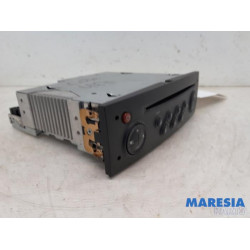 Renault - Clio - Radio CD player
