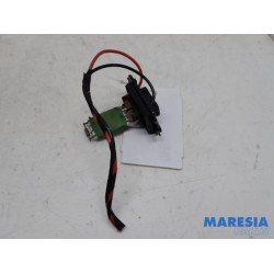 Renault - Clio - Heater resistor