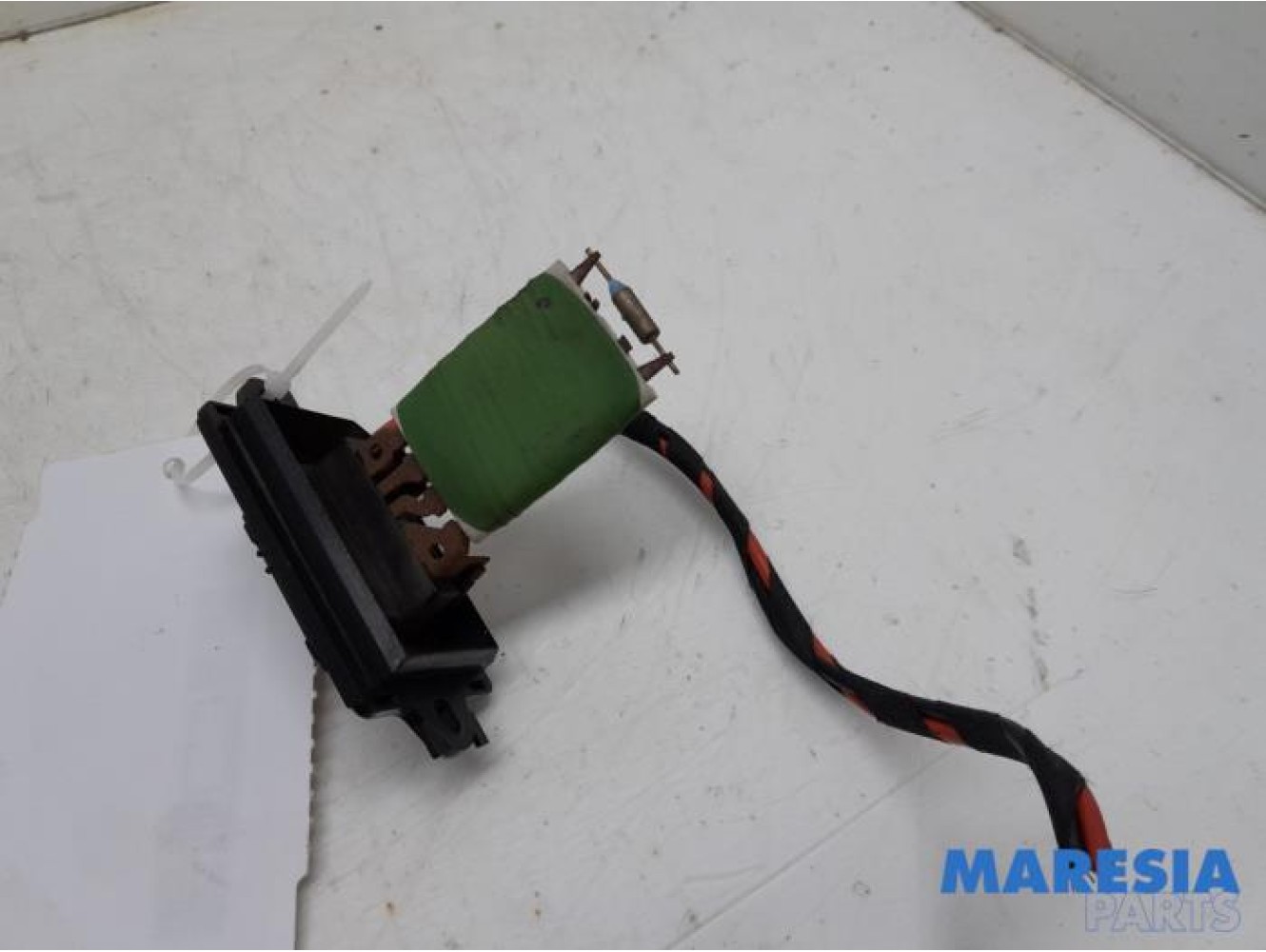 Renault - Clio - Heater resistor