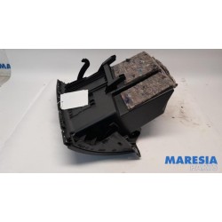Renault - Clio - Glovebox