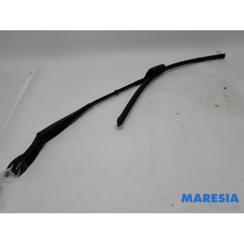 Citroen - C5 Aircross - Front wiper arm