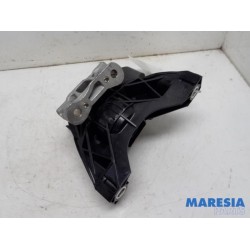 Citroen - C5 Aircross - Engine mount