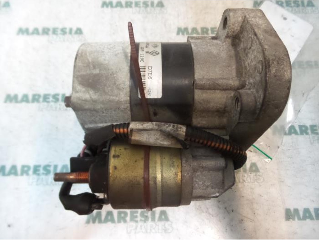 Renault - Clio - Startmotor