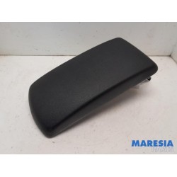 Citroen - C5 - Armrest