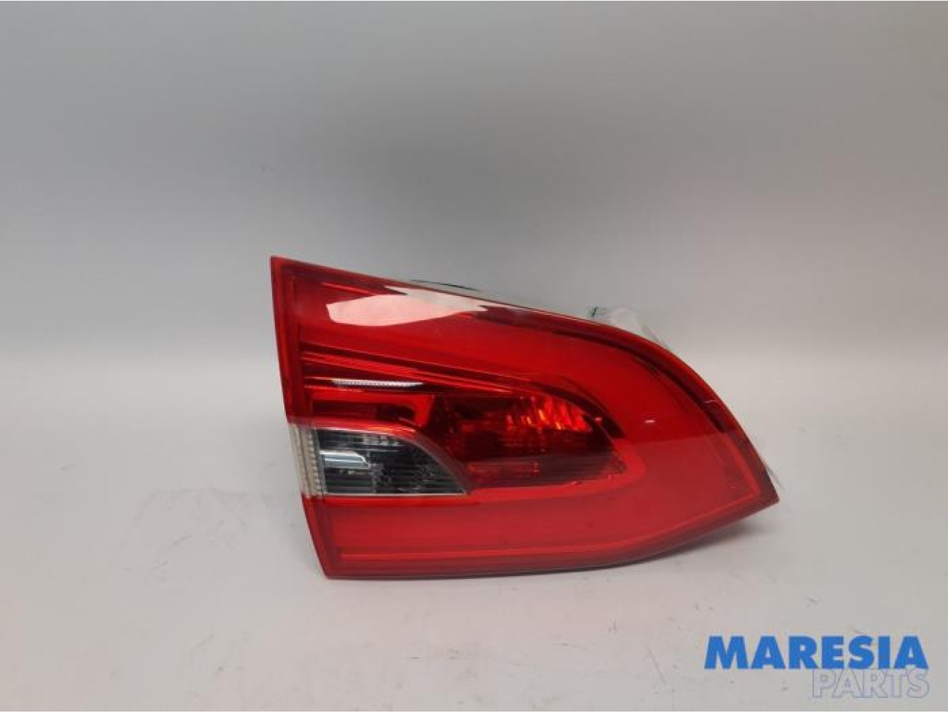 Peugeot - 308 - Achterlicht links