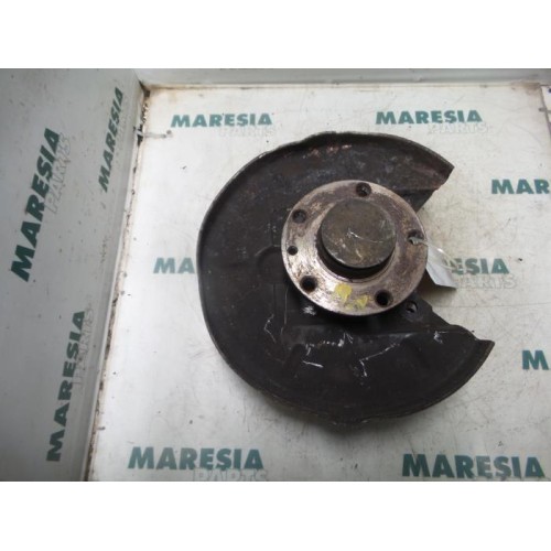 Alfa Romeo - 156 - Knuckle, rear left