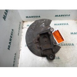 Alfa Romeo - 156 - Fusee links-achter