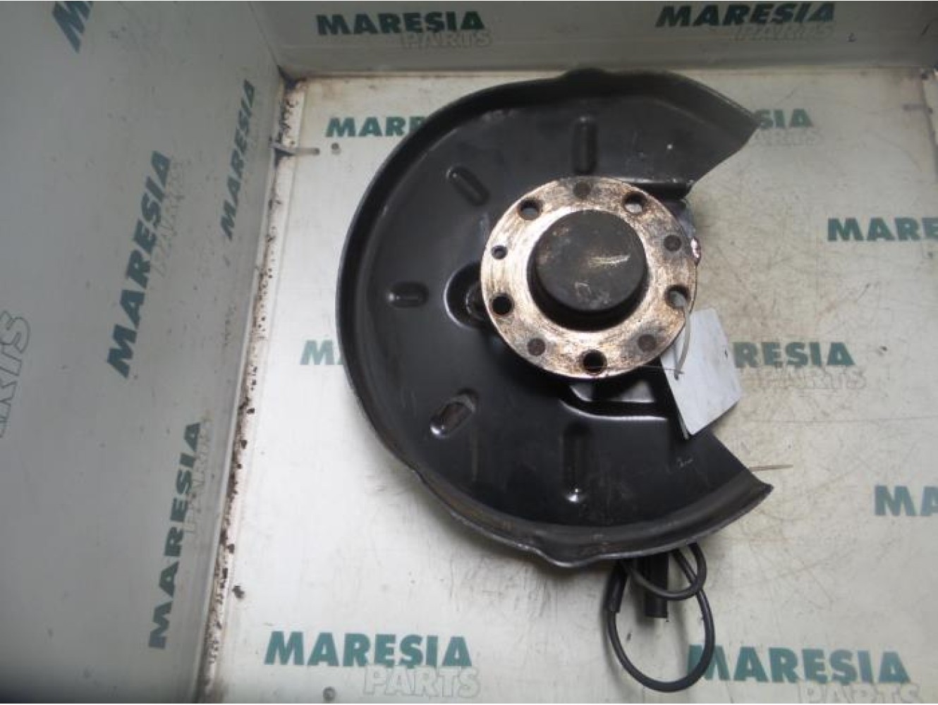 Alfa Romeo - 156 - Achsschenkel links hinten