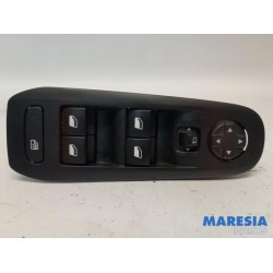 Peugeot - 308 - Multi-functional window switch