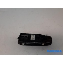 Peugeot - 308 - Multi-functional window switch
