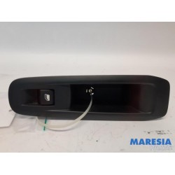 Peugeot - 308 - Electric window switch